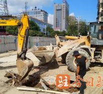 色色色入b高温下的坚守｜道路建设者用汗水铺就畅通路